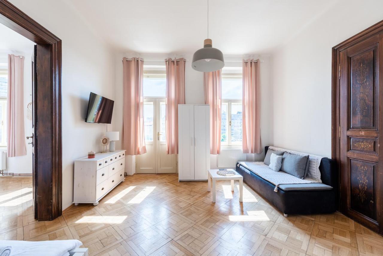 Tesnov Residence Apartments Prag Exterior foto