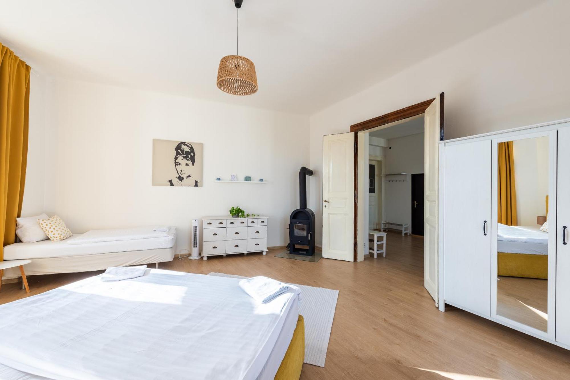 Tesnov Residence Apartments Prag Exterior foto